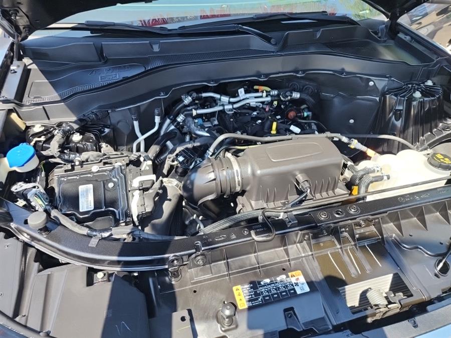 2022 Ford Explorer XLT 4WD, available for sale in Islip, New York | L.I. Auto Gallery. Islip, New York 2022 Ford Explorer XLT 4WD, available for sale in Islip, New York | L.I. Auto Gallery. Islip, New York