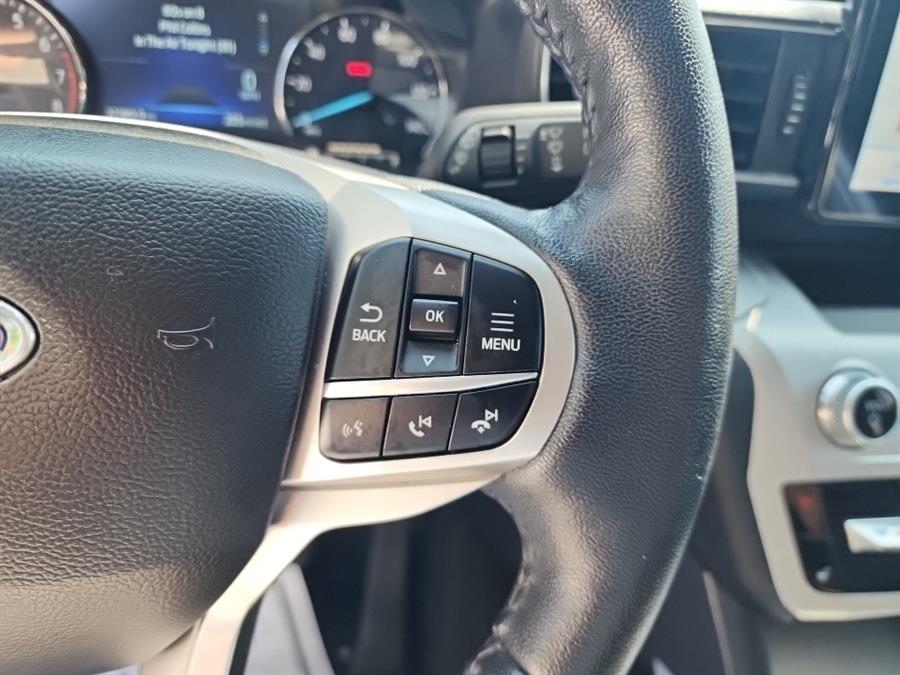 2022 Ford Explorer XLT 4WD, available for sale in Islip, New York | L.I. Auto Gallery. Islip, New York 2022 Ford Explorer XLT 4WD, available for sale in Islip, New York | L.I. Auto Gallery. Islip, New York