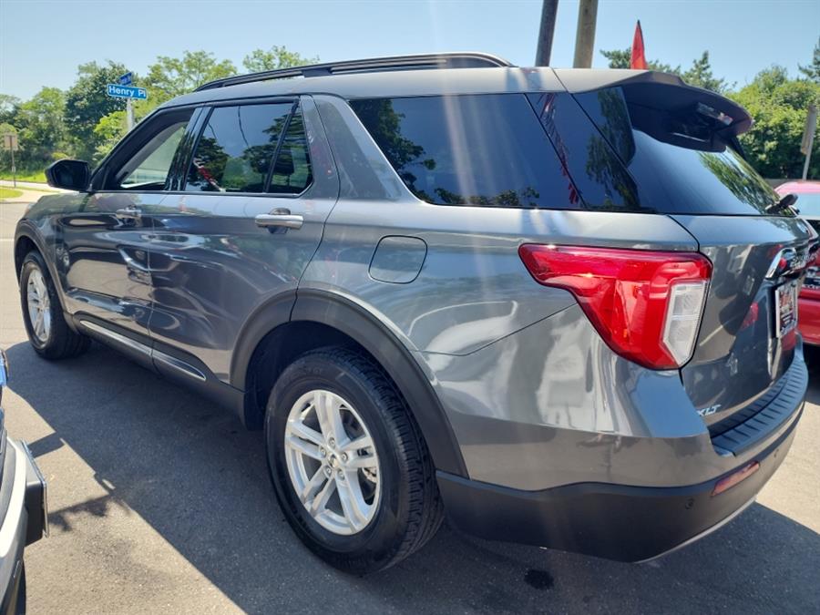 2022 Ford Explorer XLT 4WD, available for sale in Islip, New York | L.I. Auto Gallery. Islip, New York 2022 Ford Explorer XLT 4WD, available for sale in Islip, New York | L.I. Auto Gallery. Islip, New York