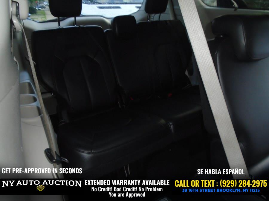 2017 Chrysler Pacifica Touring-L FWD, available for sale in Brooklyn, New York | NY Auto Auction. Brooklyn, New York 2017 Chrysler Pacifica Touring-L FWD, available for sale in Brooklyn, New York | NY Auto Auction. Brooklyn, New York
