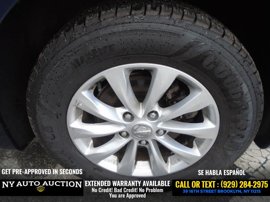 2017 Chrysler Pacifica Touring-L FWD, available for sale in Brooklyn, New York | NY Auto Auction. Brooklyn, New York 2017 Chrysler Pacifica Touring-L FWD, available for sale in Brooklyn, New York | NY Auto Auction. Brooklyn, New York