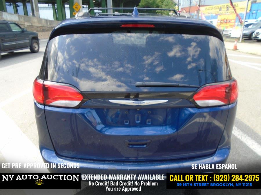 2017 Chrysler Pacifica Touring-L FWD, available for sale in Brooklyn, New York | NY Auto Auction. Brooklyn, New York 2017 Chrysler Pacifica Touring-L FWD, available for sale in Brooklyn, New York | NY Auto Auction. Brooklyn, New York