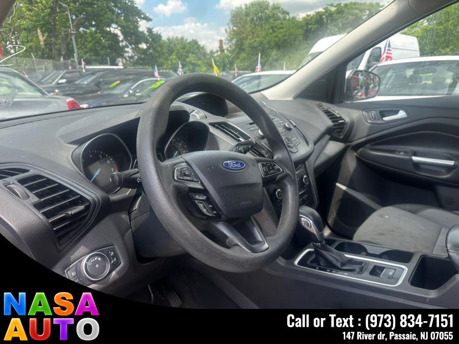 2018 Ford Escape SE 4WD, available for sale in Passaic, New Jersey | Nasa Auto. Passaic, New Jersey 2018 Ford Escape SE 4WD, available for sale in Passaic, New Jersey | Nasa Auto. Passaic, New Jersey