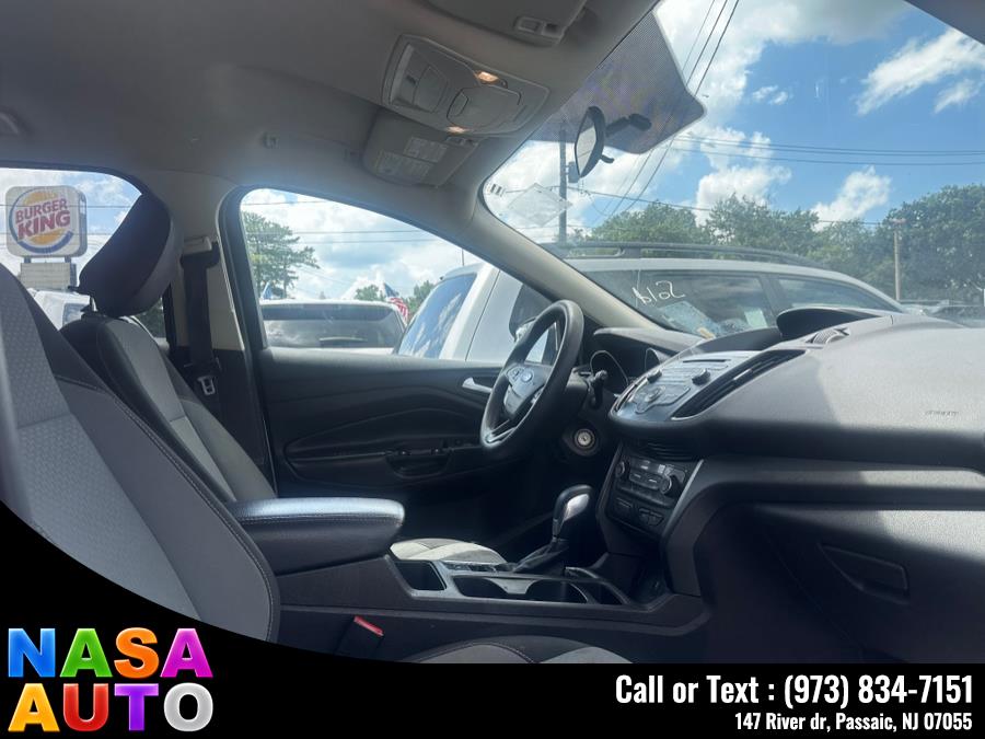 2018 Ford Escape SE 4WD, available for sale in Passaic, New Jersey | Nasa Auto. Passaic, New Jersey 2018 Ford Escape SE 4WD, available for sale in Passaic, New Jersey | Nasa Auto. Passaic, New Jersey