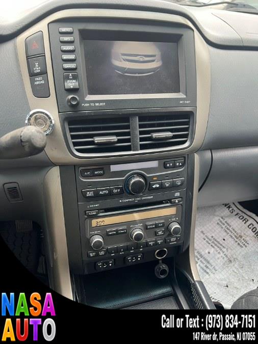 2007 Honda Pilot 4WD 4dr EX-L w/Navi, available for sale in Passaic, New Jersey | Nasa Auto. Passaic, New Jersey 2007 Honda Pilot 4WD 4dr EX-L w/Navi, available for sale in Passaic, New Jersey | Nasa Auto. Passaic, New Jersey