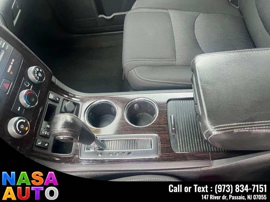 2016 Chevrolet Traverse FWD 4dr LT w/1LT, available for sale in Passaic, New Jersey | Nasa Auto. Passaic, New Jersey 2016 Chevrolet Traverse FWD 4dr LT w/1LT, available for sale in Passaic, New Jersey | Nasa Auto. Passaic, New Jersey