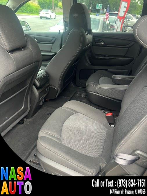 2016 Chevrolet Traverse FWD 4dr LT w/1LT, available for sale in Passaic, New Jersey | Nasa Auto. Passaic, New Jersey 2016 Chevrolet Traverse FWD 4dr LT w/1LT, available for sale in Passaic, New Jersey | Nasa Auto. Passaic, New Jersey