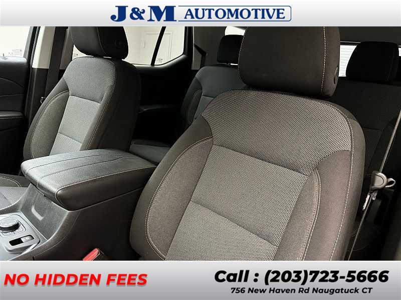 2020 Chevrolet Traverse LT Cloth, available for sale in Naugatuck, Connecticut | J&M Automotive Sls&Svc LLC. Naugatuck, Connecticut 2020 Chevrolet Traverse LT Cloth, available for sale in Naugatuck, Connecticut | J&M Automotive Sls&Svc LLC. Naugatuck, Connecticut