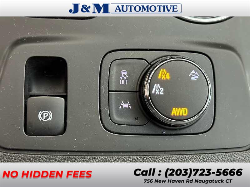 2020 Chevrolet Traverse LT Cloth, available for sale in Naugatuck, Connecticut | J&M Automotive Sls&Svc LLC. Naugatuck, Connecticut 2020 Chevrolet Traverse LT Cloth, available for sale in Naugatuck, Connecticut | J&M Automotive Sls&Svc LLC. Naugatuck, Connecticut