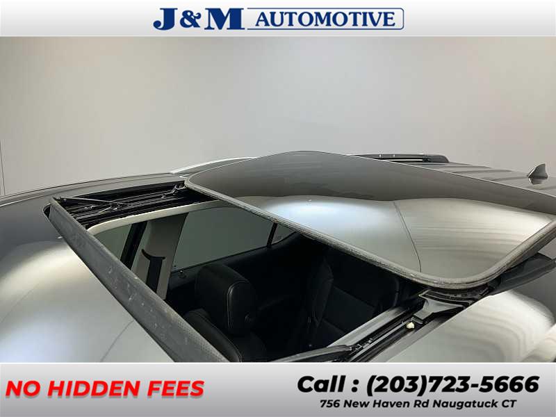 2018 Chevrolet Traverse Premier, available for sale in Naugatuck, Connecticut | J&M Automotive Sls&Svc LLC. Naugatuck, Connecticut 2018 Chevrolet Traverse Premier, available for sale in Naugatuck, Connecticut | J&M Automotive Sls&Svc LLC. Naugatuck, Connecticut