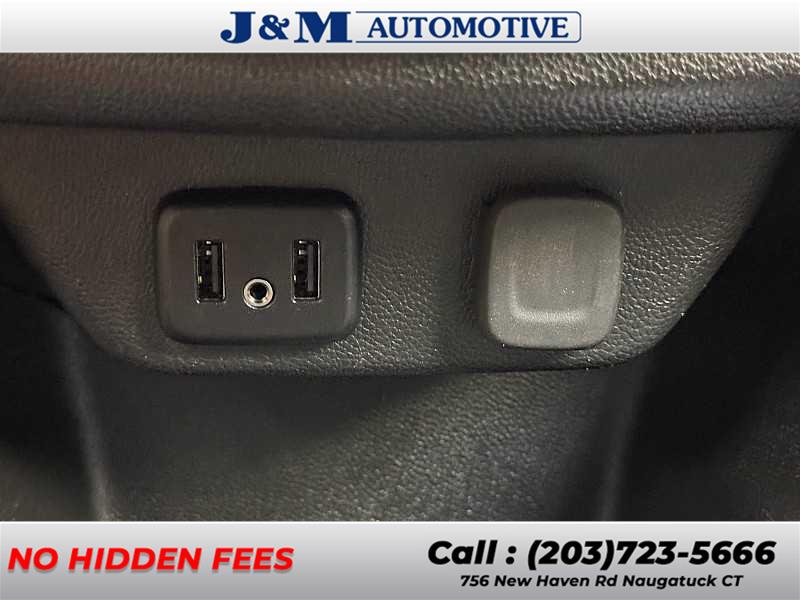 2018 Chevrolet Traverse Premier, available for sale in Naugatuck, Connecticut | J&M Automotive Sls&Svc LLC. Naugatuck, Connecticut 2018 Chevrolet Traverse Premier, available for sale in Naugatuck, Connecticut | J&M Automotive Sls&Svc LLC. Naugatuck, Connecticut
