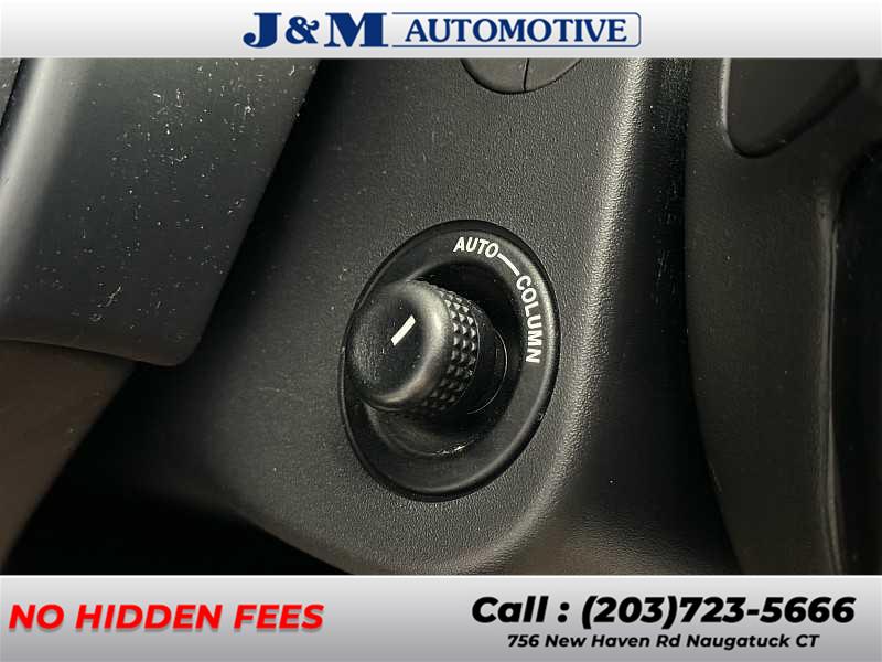 2013 Jaguar Xj , available for sale in Naugatuck, Connecticut | J&M Automotive Sls&Svc LLC. Naugatuck, Connecticut 2013 Jaguar Xj , available for sale in Naugatuck, Connecticut | J&M Automotive Sls&Svc LLC. Naugatuck, Connecticut