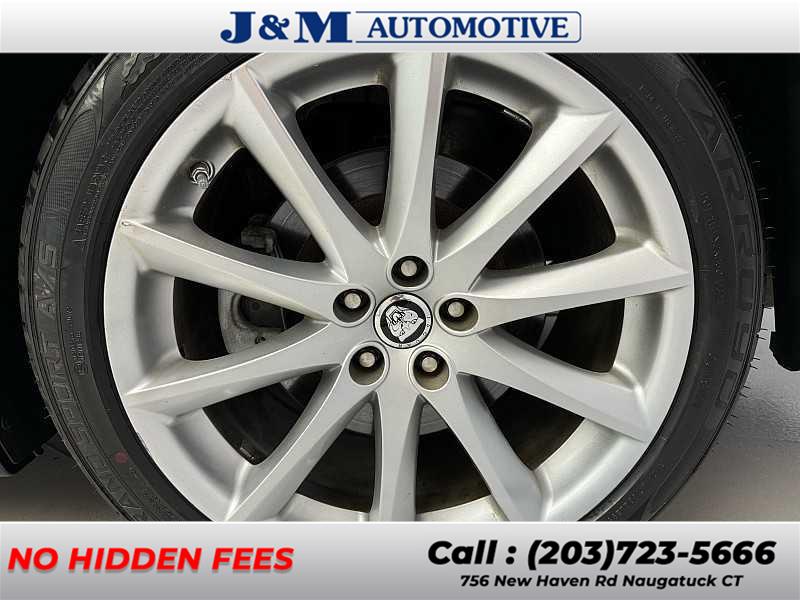 2013 Jaguar Xj , available for sale in Naugatuck, Connecticut | J&M Automotive Sls&Svc LLC. Naugatuck, Connecticut 2013 Jaguar Xj , available for sale in Naugatuck, Connecticut | J&M Automotive Sls&Svc LLC. Naugatuck, Connecticut
