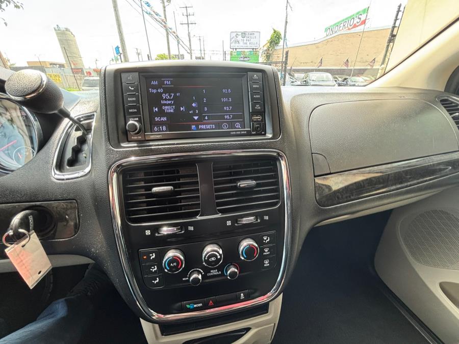 2019 Dodge Grand Caravan SE Wagon, available for sale in New haven, Connecticut | Wilson Maturo Motors. New haven, Connecticut 2019 Dodge Grand Caravan SE Wagon, available for sale in New haven, Connecticut | Wilson Maturo Motors. New haven, Connecticut