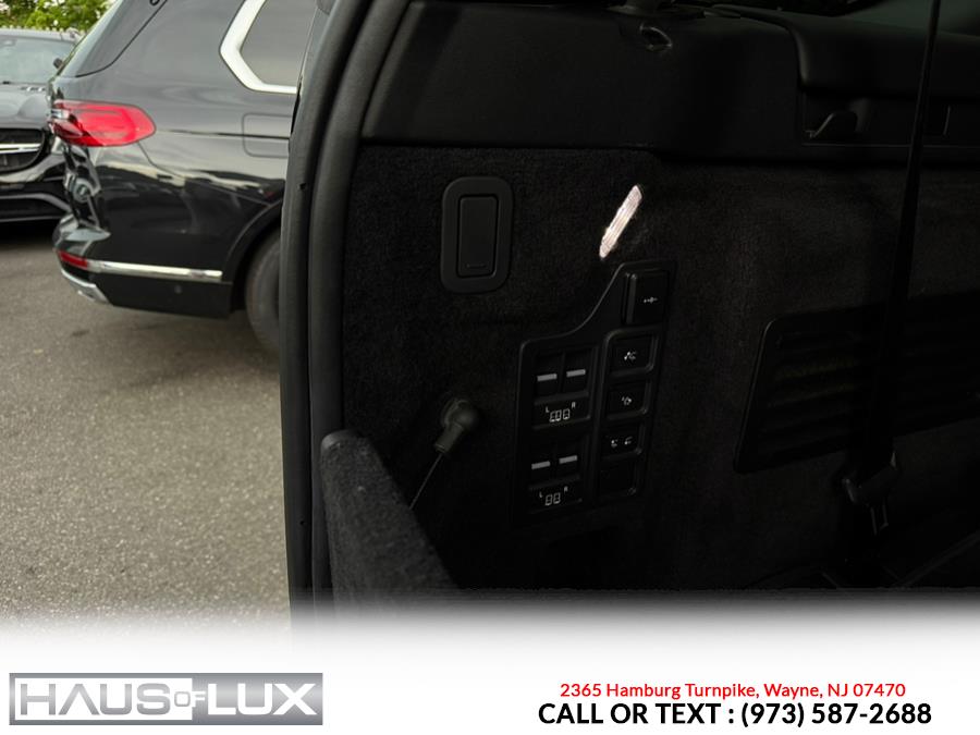 2022 Land Rover Discovery P360 HSE R-Dynamic, available for sale in Wayne, New Jersey | Haus of Lux. Wayne, New Jersey 2022 Land Rover Discovery P360 HSE R-Dynamic, available for sale in Wayne, New Jersey | Haus of Lux. Wayne, New Jersey
