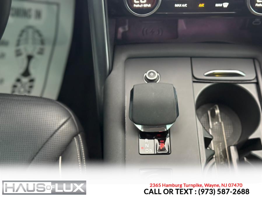 2022 Land Rover Discovery P360 HSE R-Dynamic, available for sale in Wayne, New Jersey | Haus of Lux. Wayne, New Jersey 2022 Land Rover Discovery P360 HSE R-Dynamic, available for sale in Wayne, New Jersey | Haus of Lux. Wayne, New Jersey