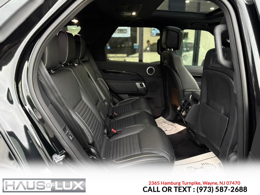 2022 Land Rover Discovery P360 HSE R-Dynamic, available for sale in Wayne, New Jersey | Haus of Lux. Wayne, New Jersey 2022 Land Rover Discovery P360 HSE R-Dynamic, available for sale in Wayne, New Jersey | Haus of Lux. Wayne, New Jersey