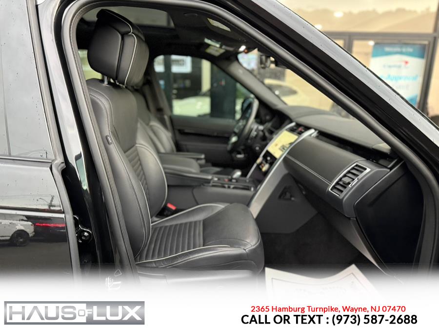 2022 Land Rover Discovery P360 HSE R-Dynamic, available for sale in Wayne, New Jersey | Haus of Lux. Wayne, New Jersey 2022 Land Rover Discovery P360 HSE R-Dynamic, available for sale in Wayne, New Jersey | Haus of Lux. Wayne, New Jersey