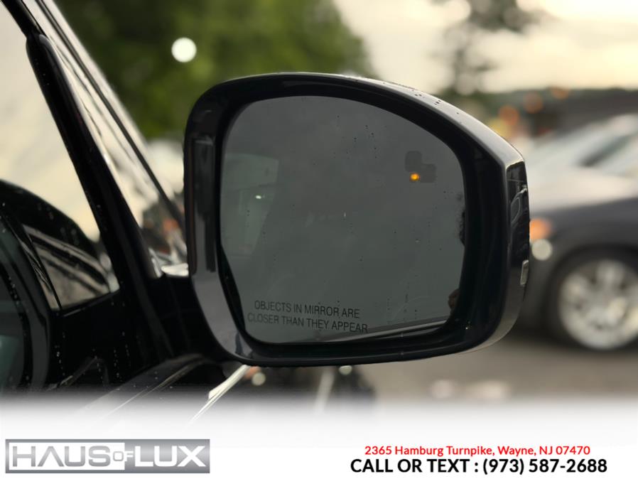 2022 Land Rover Discovery P360 HSE R-Dynamic, available for sale in Wayne, New Jersey | Haus of Lux. Wayne, New Jersey 2022 Land Rover Discovery P360 HSE R-Dynamic, available for sale in Wayne, New Jersey | Haus of Lux. Wayne, New Jersey