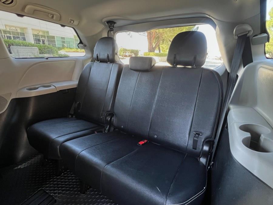 2016 Toyota Sienna 5dr 8-Pass Van SE Premium FWD (Natl), available for sale in Temecula, California | Auto Pro. Temecula, California 2016 Toyota Sienna 5dr 8-Pass Van SE Premium FWD (Natl), available for sale in Temecula, California | Auto Pro. Temecula, California