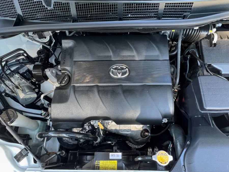 2016 Toyota Sienna 5dr 8-Pass Van SE Premium FWD (Natl), available for sale in Temecula, California | Auto Pro. Temecula, California 2016 Toyota Sienna 5dr 8-Pass Van SE Premium FWD (Natl), available for sale in Temecula, California | Auto Pro. Temecula, California