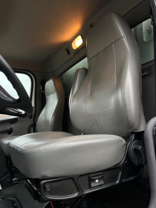 2021 Freightliner M2 106 26 FT THERMOKING T-1090 MORGAN BOX /MAXON LIFTGATE, available for sale in Paterson, New Jersey | Speedway Motors LLC. Paterson, New Jersey 2021 Freightliner M2 106 26 FT THERMOKING T-1090 MORGAN BOX /MAXON LIFTGATE, available for sale in Paterson, New Jersey | Speedway Motors LLC. Paterson, New Jersey