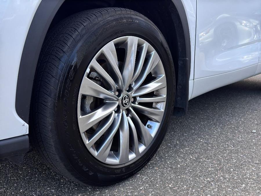 2023 Toyota Highlander Platinum, available for sale in Woodside, New York | Drive Central. Woodside, New York 2023 Toyota Highlander Platinum, available for sale in Woodside, New York | Drive Central. Woodside, New York