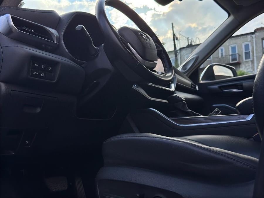 2023 Toyota Highlander Platinum, available for sale in Woodside, New York | Drive Central. Woodside, New York 2023 Toyota Highlander Platinum, available for sale in Woodside, New York | Drive Central. Woodside, New York