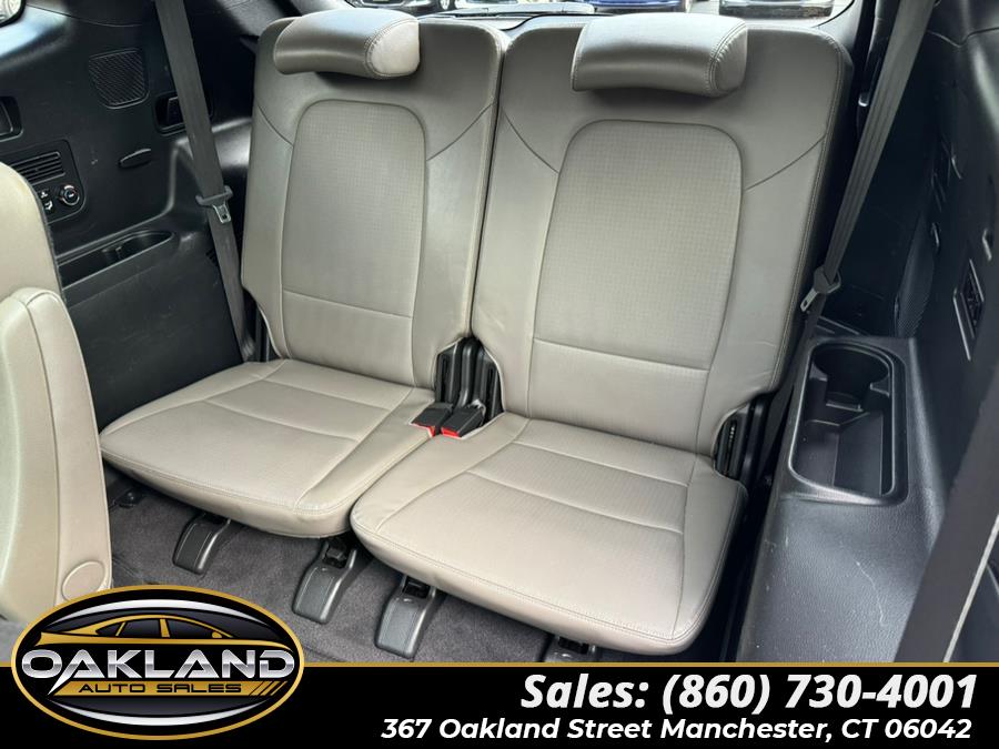 2013 Hyundai Santa Fe AWD 4dr Limited, available for sale in Manchester, Connecticut | Oakland Auto Sales. Manchester, Connecticut 2013 Hyundai Santa Fe AWD 4dr Limited, available for sale in Manchester, Connecticut | Oakland Auto Sales. Manchester, Connecticut