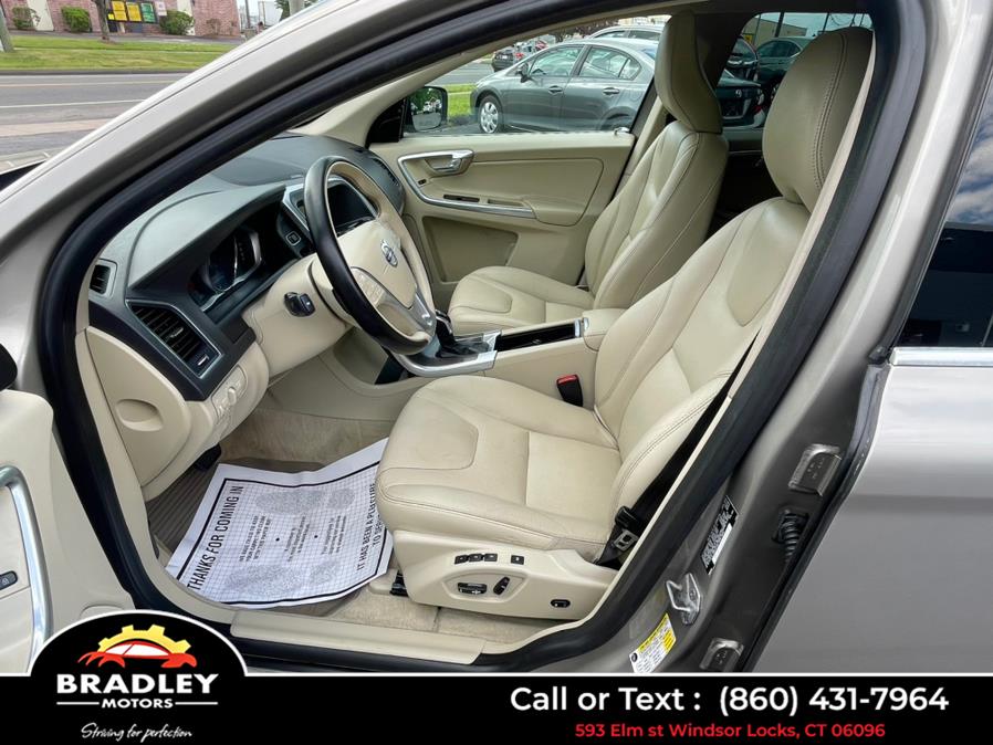 2015 Volvo XC60 T5 Platinum, available for sale in Windsor Locks, Connecticut | Bradley Motors Inc. Windsor Locks, Connecticut 2015 Volvo XC60 T5 Platinum, available for sale in Windsor Locks, Connecticut | Bradley Motors Inc. Windsor Locks, Connecticut