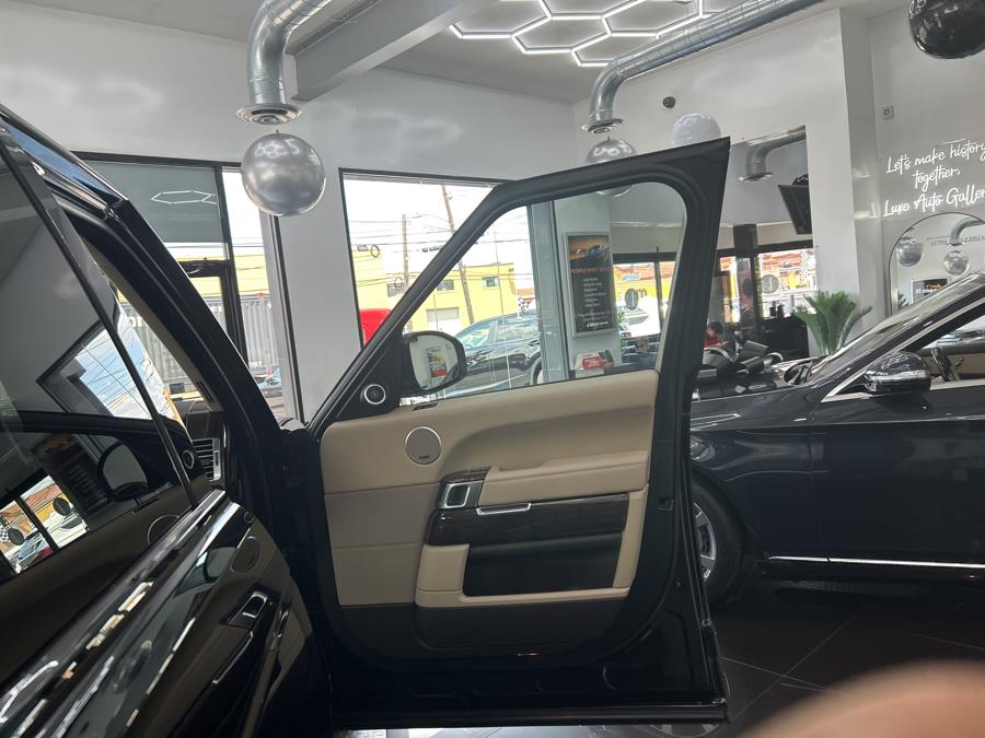 2016 Land Rover Range Rover 4WD 4dr Supercharged, available for sale in Jersey City, New Jersey | Luxe Auto Galleria. Jersey City, New Jersey 2016 Land Rover Range Rover 4WD 4dr Supercharged, available for sale in Jersey City, New Jersey | Luxe Auto Galleria. Jersey City, New Jersey