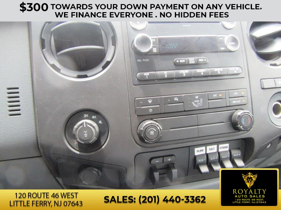 2016 Ford Super Duty F-350 SRW 4WD Crew Cab 172" XL, available for sale in Little Ferry, New Jersey | Royalty Auto Sales. Little Ferry, New Jersey 2016 Ford Super Duty F-350 SRW 4WD Crew Cab 172" XL, available for sale in Little Ferry, New Jersey | Royalty Auto Sales. Little Ferry, New Jersey