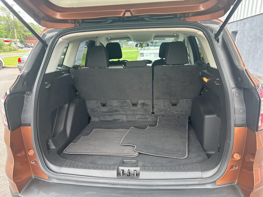2017 Ford Escape SE 4WD, available for sale in Middletown, Connecticut | Newfield Auto Sales. Middletown, Connecticut 2017 Ford Escape SE 4WD, available for sale in Middletown, Connecticut | Newfield Auto Sales. Middletown, Connecticut