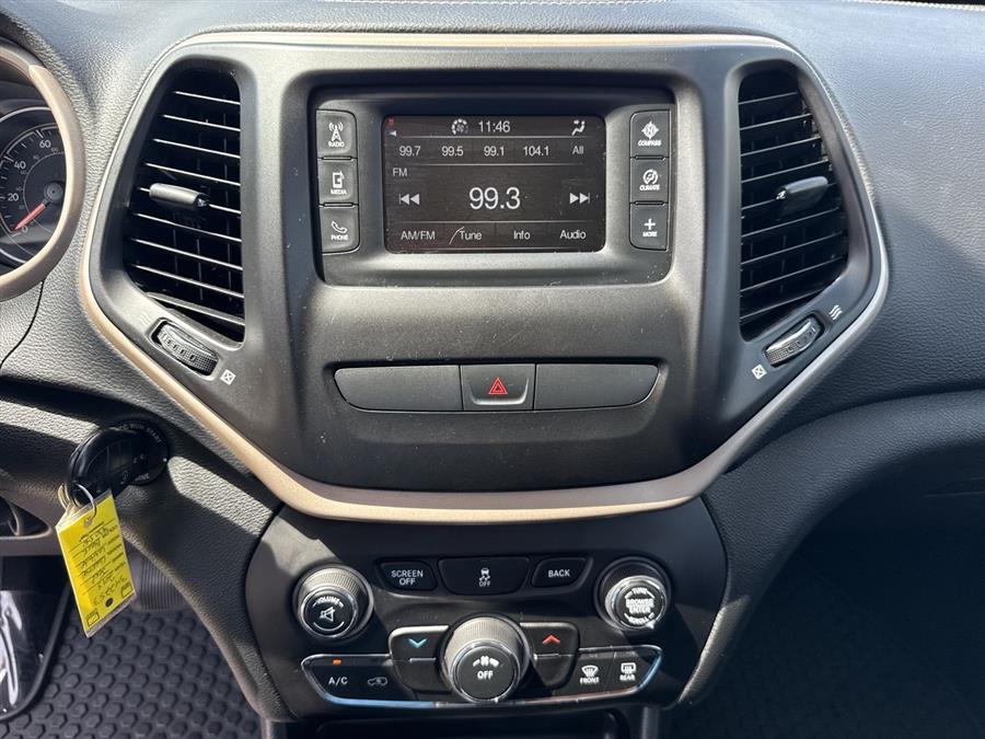 2015 Jeep Cherokee Latitude, available for sale in Elida, Ohio | Josh's All Under Ten LLC. Elida, Ohio 2015 Jeep Cherokee Latitude, available for sale in Elida, Ohio | Josh's All Under Ten LLC. Elida, Ohio