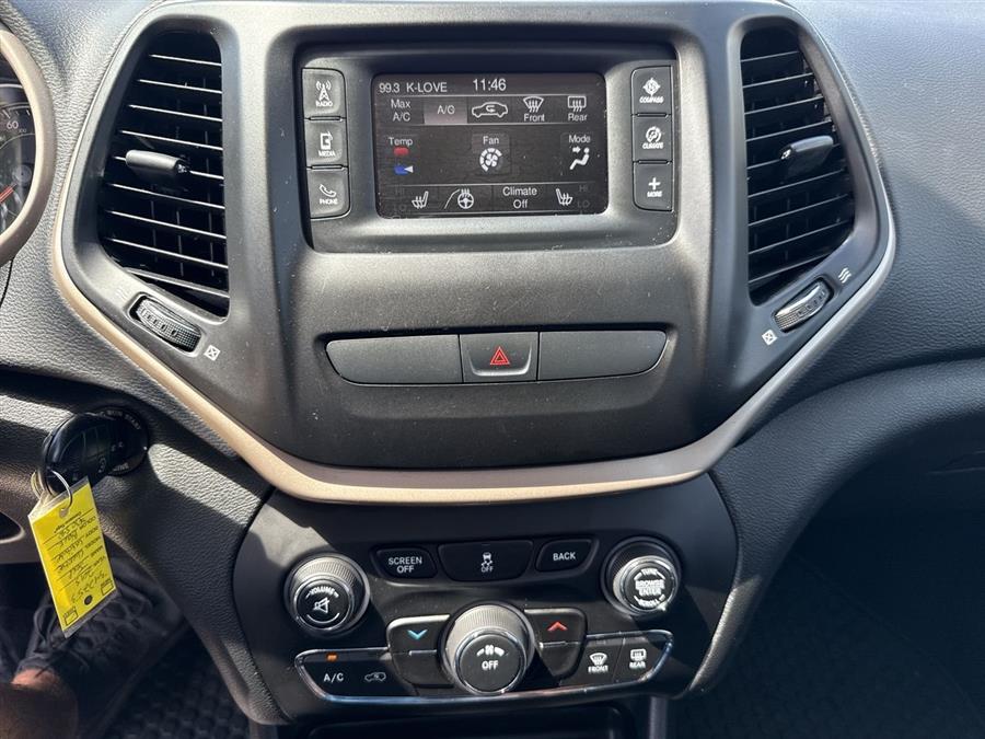 2015 Jeep Cherokee Latitude, available for sale in Elida, Ohio | Josh's All Under Ten LLC. Elida, Ohio 2015 Jeep Cherokee Latitude, available for sale in Elida, Ohio | Josh's All Under Ten LLC. Elida, Ohio