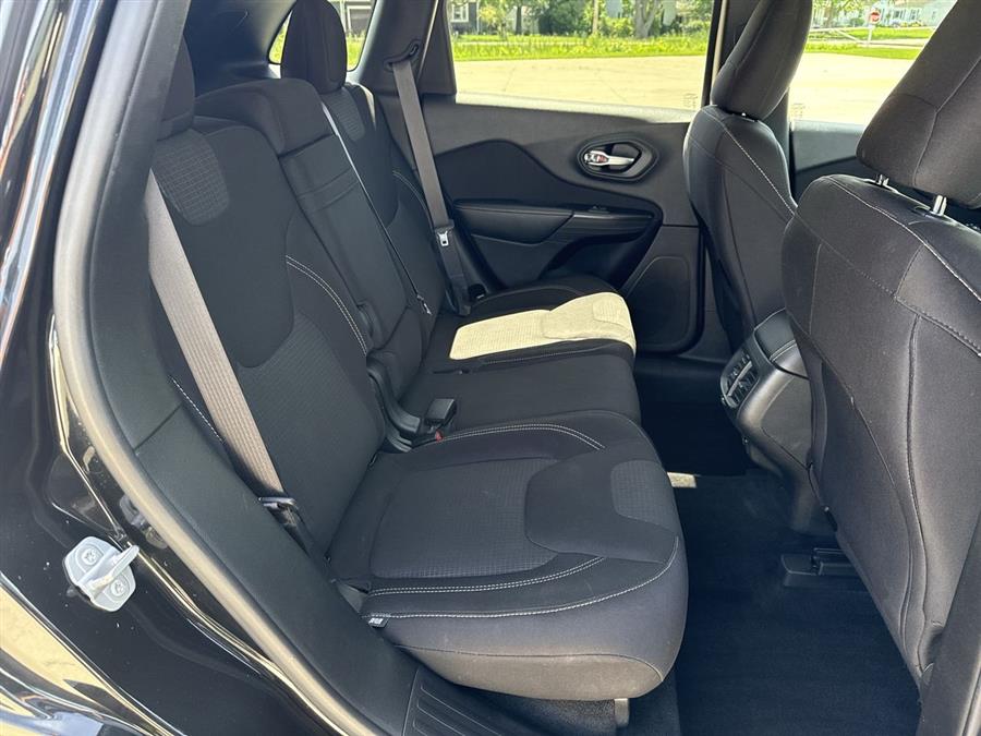 2015 Jeep Cherokee Latitude, available for sale in Elida, Ohio | Josh's All Under Ten LLC. Elida, Ohio 2015 Jeep Cherokee Latitude, available for sale in Elida, Ohio | Josh's All Under Ten LLC. Elida, Ohio