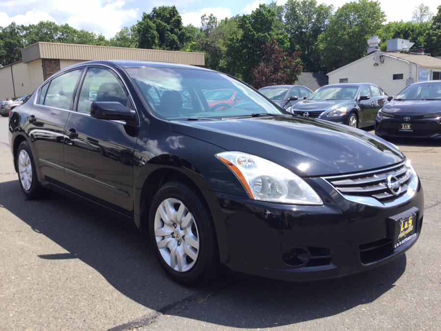 2010 Nissan Altima 4dr Sdn I4 CVT 2.5 S, available for sale in Plantsville, Connecticut | L&S Automotive LLC. Plantsville, Connecticut 2010 Nissan Altima 4dr Sdn I4 CVT 2.5 S, available for sale in Plantsville, Connecticut | L&S Automotive LLC. Plantsville, Connecticut