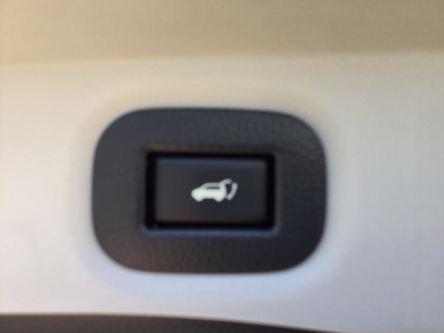 2015 Nissan Rogue AWD 4dr SL, available for sale in Plantsville, Connecticut | L&S Automotive LLC. Plantsville, Connecticut 2015 Nissan Rogue AWD 4dr SL, available for sale in Plantsville, Connecticut | L&S Automotive LLC. Plantsville, Connecticut