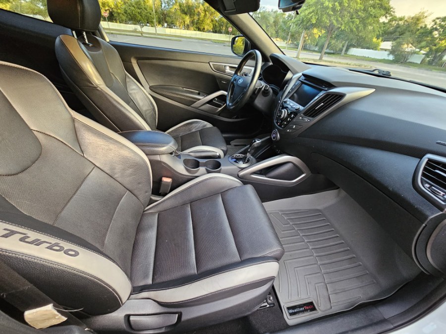 2016 Hyundai Veloster 3dr Cpe Man Turbo R-Spec, available for sale in Longwood, Florida | Majestic Autos Inc.. Longwood, Florida 2016 Hyundai Veloster 3dr Cpe Man Turbo R-Spec, available for sale in Longwood, Florida | Majestic Autos Inc.. Longwood, Florida