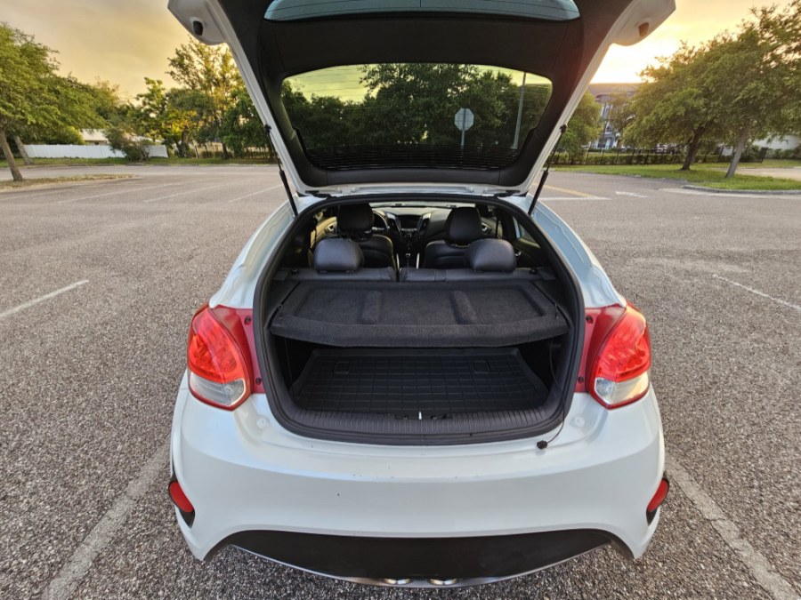 2016 Hyundai Veloster 3dr Cpe Man Turbo R-Spec, available for sale in Longwood, Florida | Majestic Autos Inc.. Longwood, Florida 2016 Hyundai Veloster 3dr Cpe Man Turbo R-Spec, available for sale in Longwood, Florida | Majestic Autos Inc.. Longwood, Florida