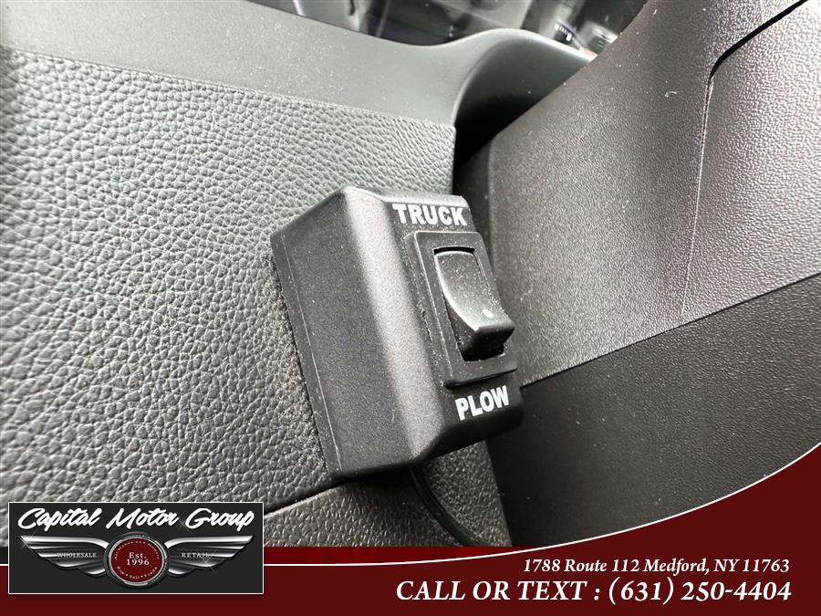 2022 GMC Sierra 3500HD 4WD Crew Cab 172" Pro, available for sale in Medford, New York | Capital Motor Group Inc. Medford, New York 2022 GMC Sierra 3500HD 4WD Crew Cab 172" Pro, available for sale in Medford, New York | Capital Motor Group Inc. Medford, New York