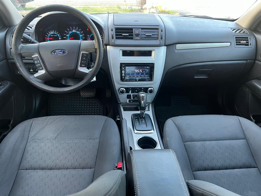 2012 Ford Fusion 4dr Sdn SE FWD, available for sale in Swansea, Massachusetts | Gas On The Run. Swansea, Massachusetts 2012 Ford Fusion 4dr Sdn SE FWD, available for sale in Swansea, Massachusetts | Gas On The Run. Swansea, Massachusetts