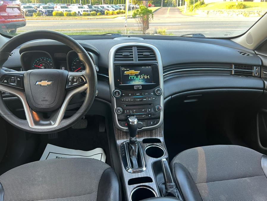 2015 Chevrolet Malibu 4dr Sdn LT w/1LT, available for sale in Swansea, Massachusetts | Gas On The Run. Swansea, Massachusetts 2015 Chevrolet Malibu 4dr Sdn LT w/1LT, available for sale in Swansea, Massachusetts | Gas On The Run. Swansea, Massachusetts