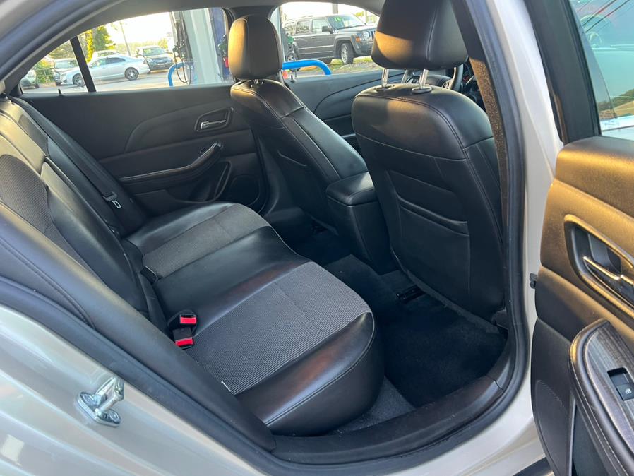 2015 Chevrolet Malibu 4dr Sdn LT w/1LT, available for sale in Swansea, Massachusetts | Gas On The Run. Swansea, Massachusetts 2015 Chevrolet Malibu 4dr Sdn LT w/1LT, available for sale in Swansea, Massachusetts | Gas On The Run. Swansea, Massachusetts
