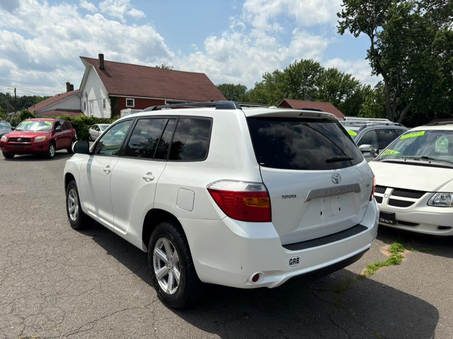 2009 Toyota Highlander 4WD 4dr V6 Base (Natl), available for sale in East Windsor, Connecticut | CT Car Co LLC. East Windsor, Connecticut 2009 Toyota Highlander 4WD 4dr V6 Base (Natl), available for sale in East Windsor, Connecticut | CT Car Co LLC. East Windsor, Connecticut