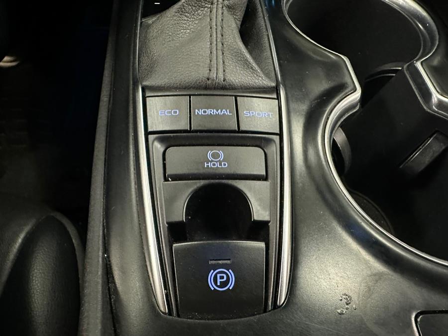 2020 Toyota Camry XSE Auto (Natl), available for sale in Inwood, New York | 5 Towns Drive. Inwood, New York 2020 Toyota Camry XSE Auto (Natl), available for sale in Inwood, New York | 5 Towns Drive. Inwood, New York