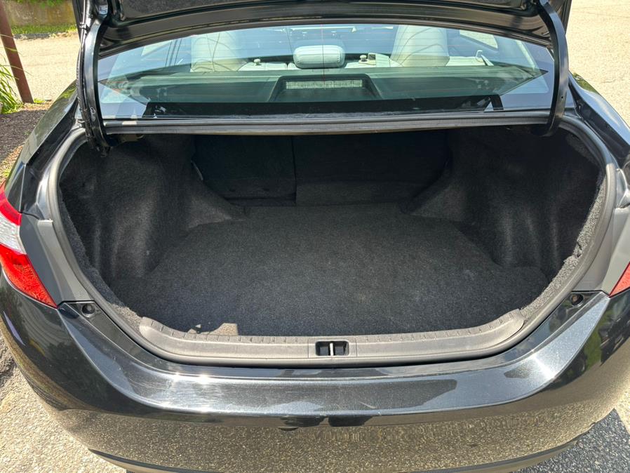 2016 Toyota Corolla 4dr Sdn CVT LE (Natl), available for sale in New Milford, Connecticut | Faustos Auto Body and Repairs LLC. New Milford, Connecticut 2016 Toyota Corolla 4dr Sdn CVT LE (Natl), available for sale in New Milford, Connecticut | Faustos Auto Body and Repairs LLC. New Milford, Connecticut