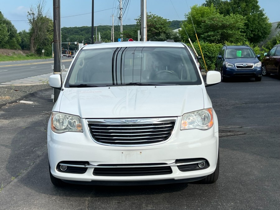 2014 Chrysler Town & Country 4dr Wgn Touring, available for sale in Westfield, Massachusetts | Auto Wings Cop. Westfield, Massachusetts 2014 Chrysler Town & Country 4dr Wgn Touring, available for sale in Westfield, Massachusetts | Auto Wings Cop. Westfield, Massachusetts