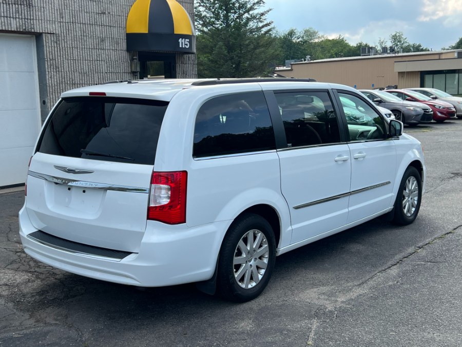 2014 Chrysler Town & Country 4dr Wgn Touring, available for sale in Westfield, Massachusetts | Auto Wings Cop. Westfield, Massachusetts 2014 Chrysler Town & Country 4dr Wgn Touring, available for sale in Westfield, Massachusetts | Auto Wings Cop. Westfield, Massachusetts