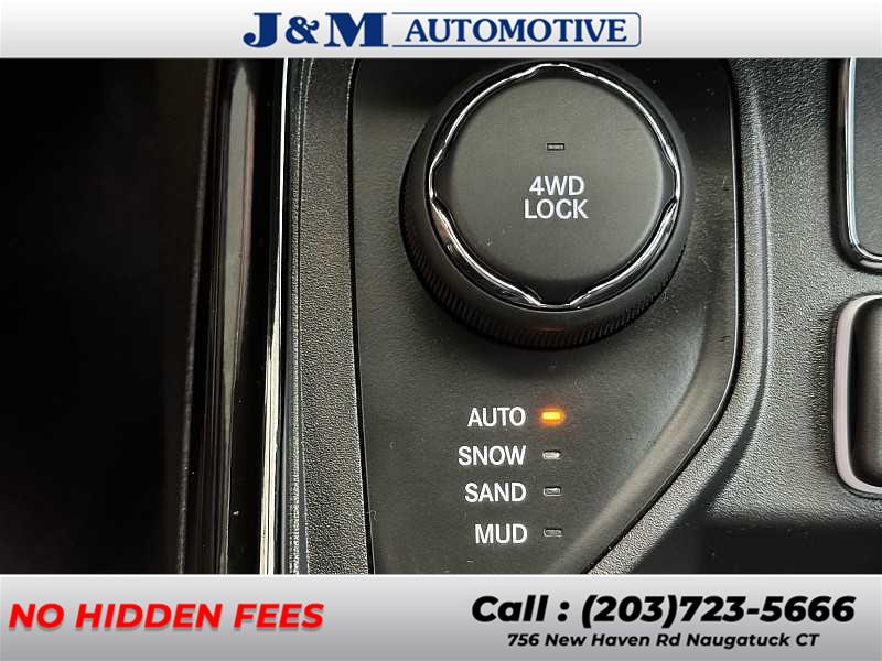 2020 Jeep Compass Limited, available for sale in Naugatuck, Connecticut | J&M Automotive Sls&Svc LLC. Naugatuck, Connecticut 2020 Jeep Compass Limited, available for sale in Naugatuck, Connecticut | J&M Automotive Sls&Svc LLC. Naugatuck, Connecticut